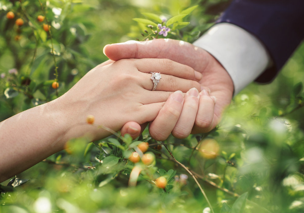 社会人の彼女にティファニーの指輪をプレゼントする理由｜感情か、戦略か、それが問題だ